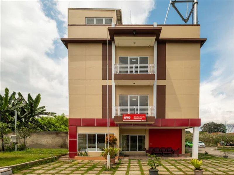 Oyo 2947 Cluster Harris Home Stay & Kos Cimindi Zewnętrze zdjęcie