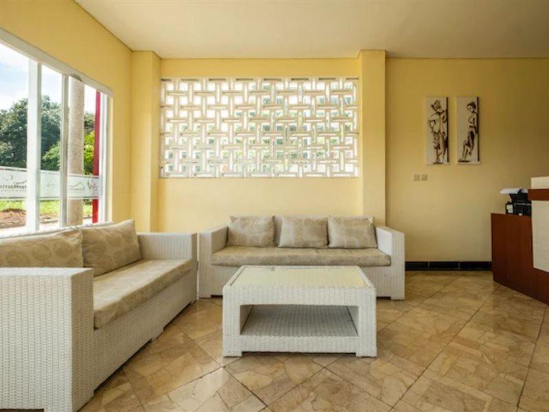 Oyo 2947 Cluster Harris Home Stay & Kos Cimindi Zewnętrze zdjęcie