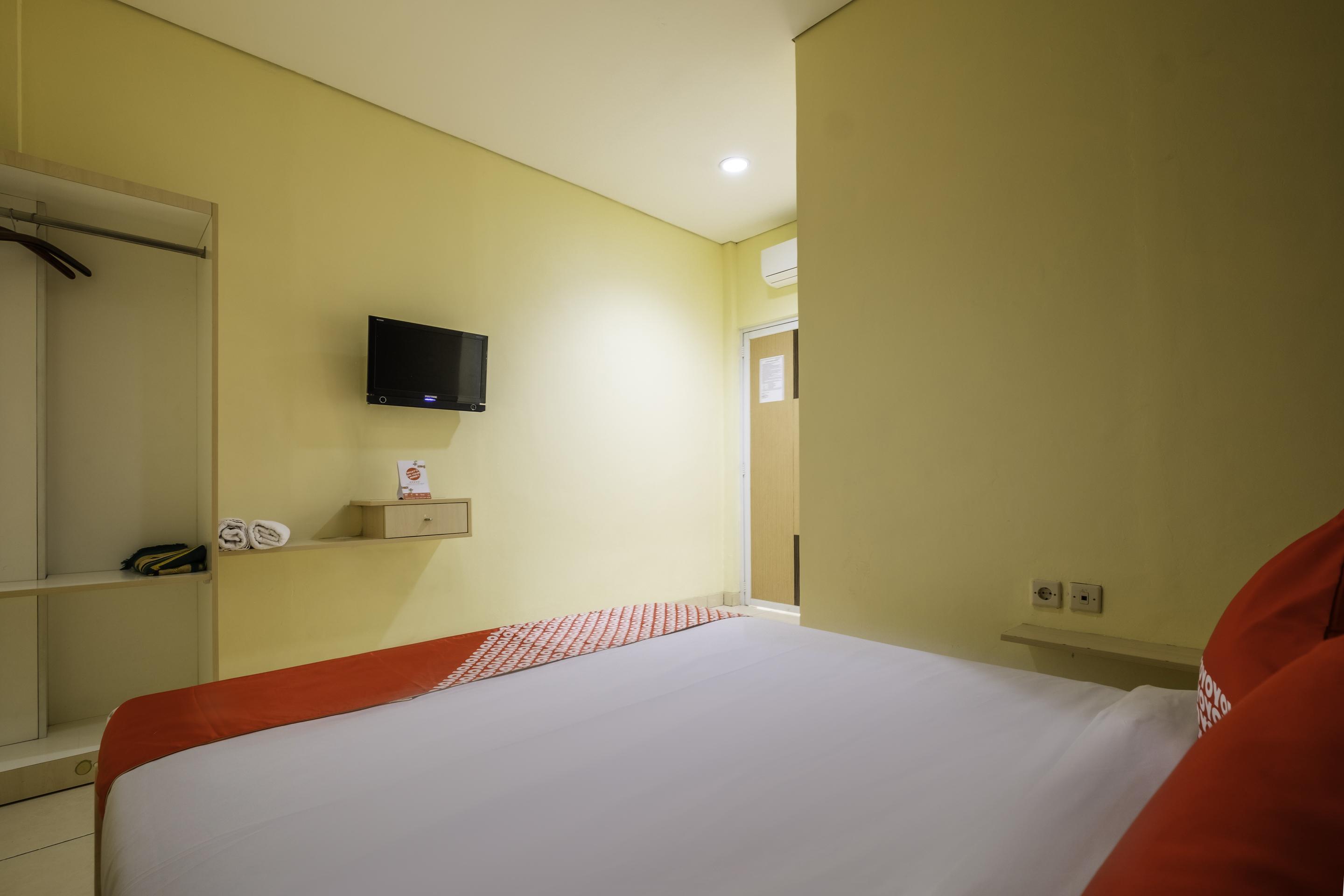 Oyo 2947 Cluster Harris Home Stay & Kos Cimindi Zewnętrze zdjęcie