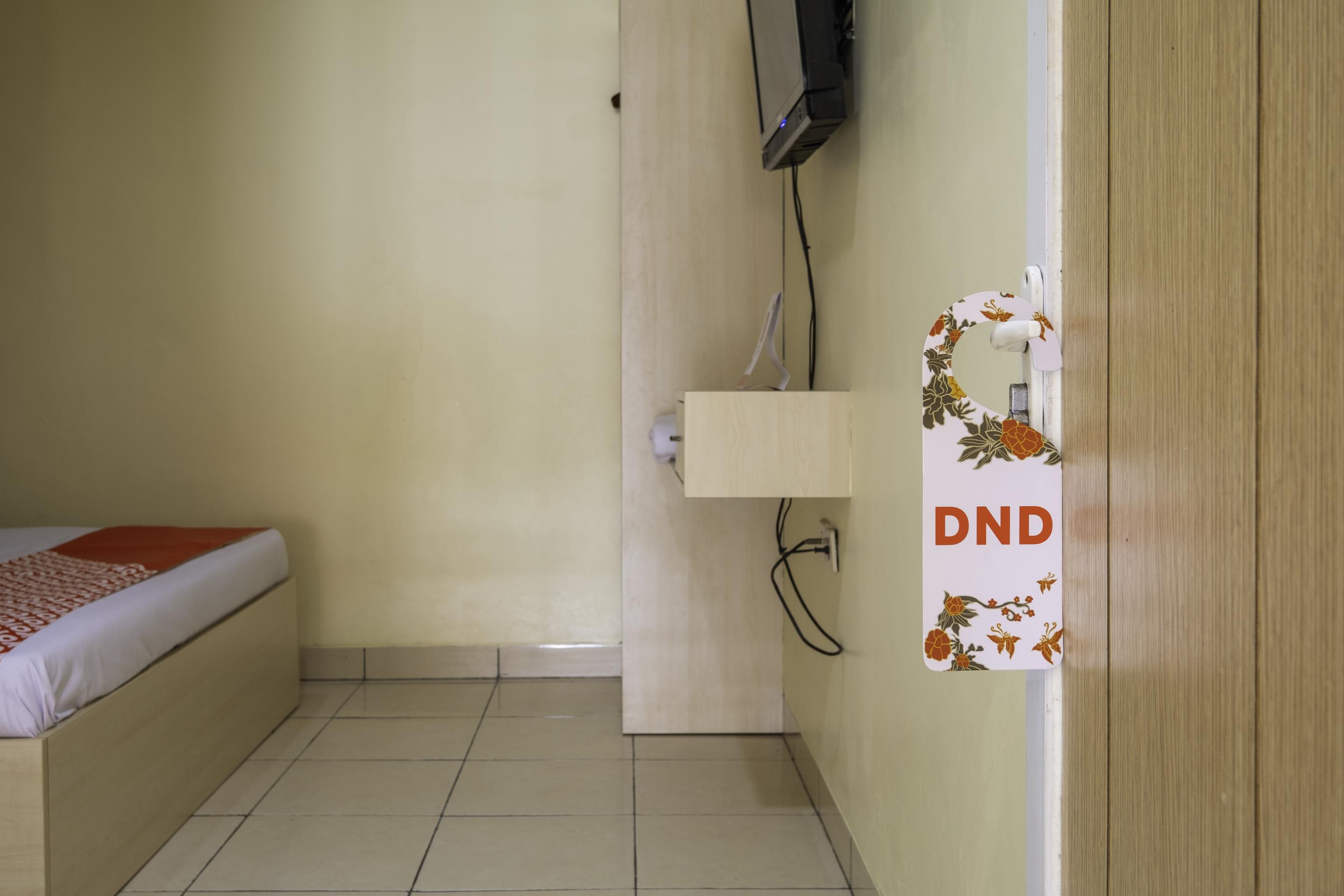 Oyo 2947 Cluster Harris Home Stay & Kos Cimindi Zewnętrze zdjęcie