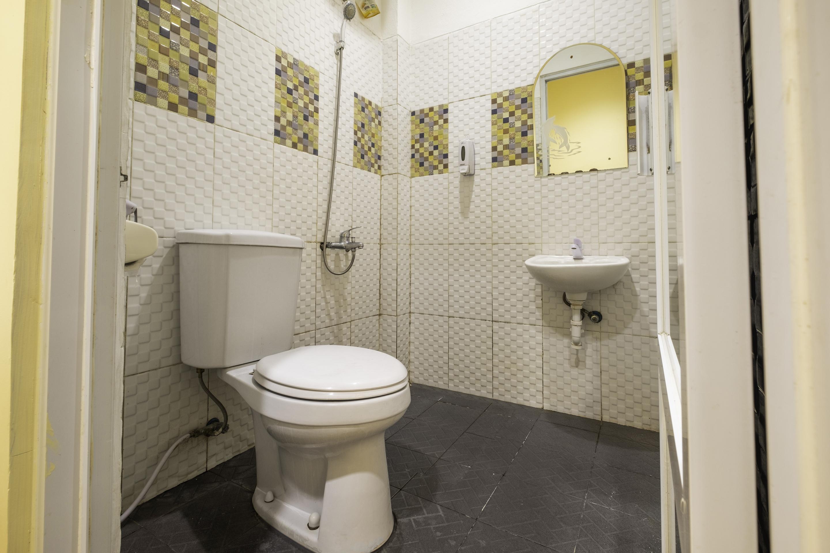 Oyo 2947 Cluster Harris Home Stay & Kos Cimindi Zewnętrze zdjęcie