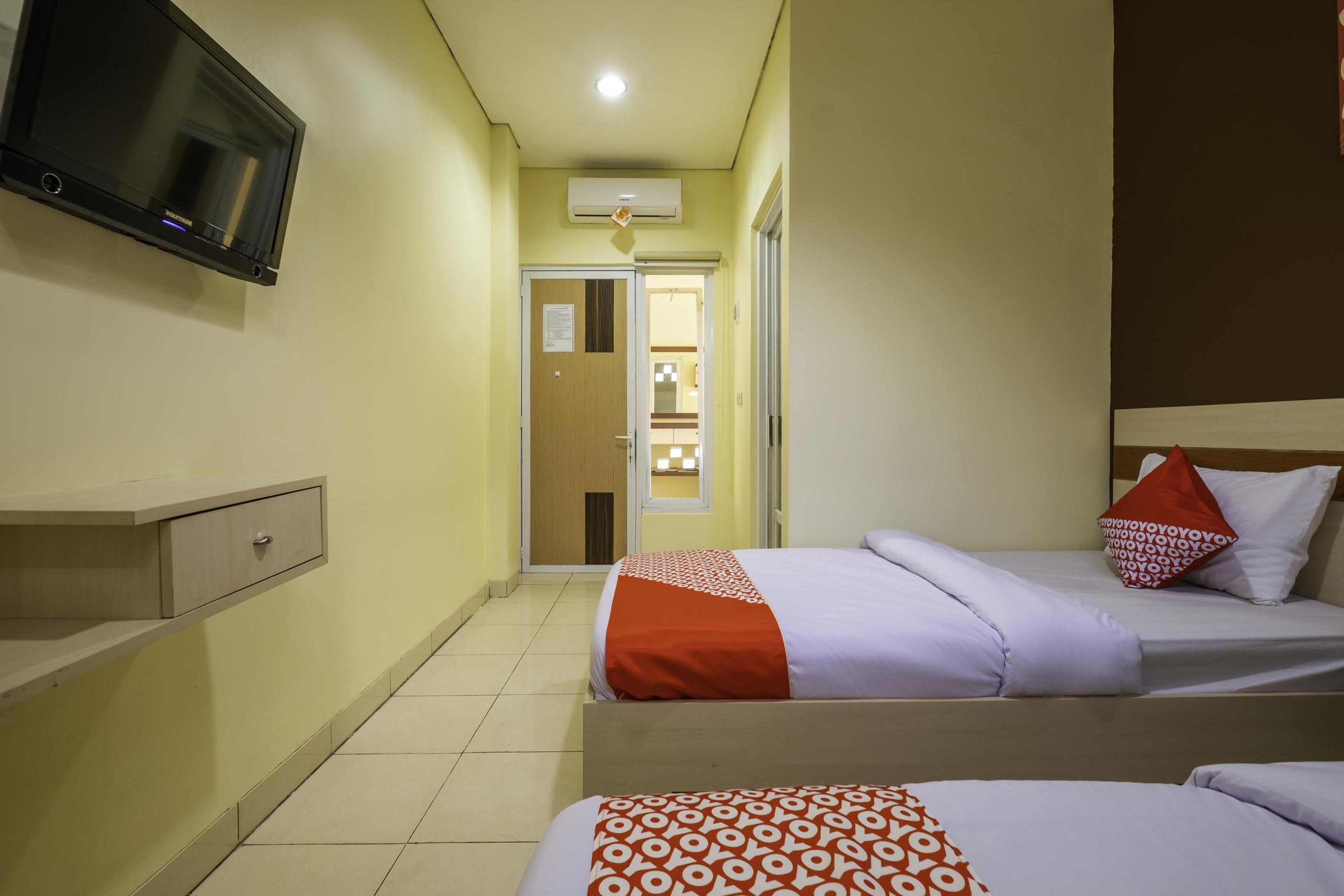 Oyo 2947 Cluster Harris Home Stay & Kos Cimindi Zewnętrze zdjęcie