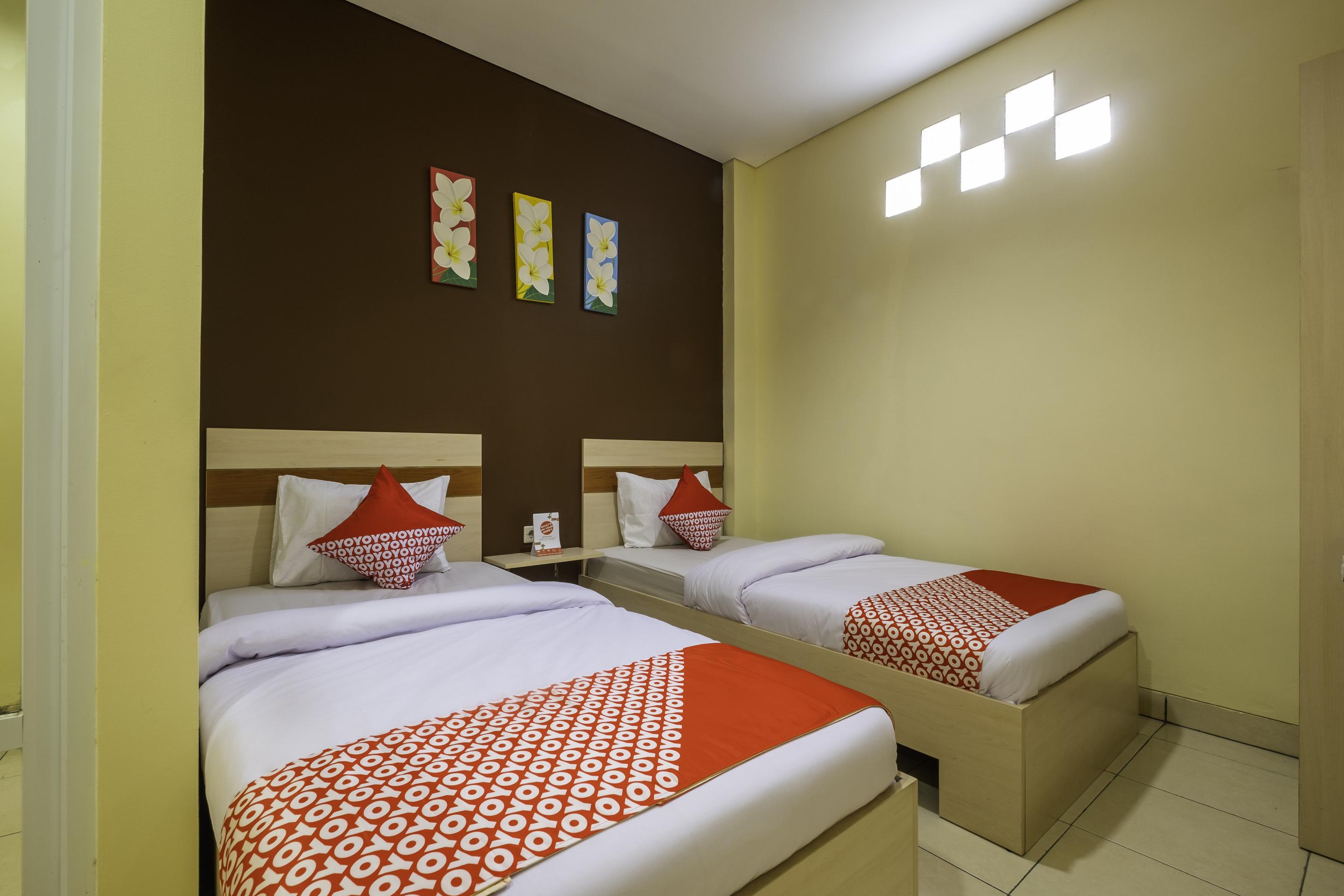 Oyo 2947 Cluster Harris Home Stay & Kos Cimindi Zewnętrze zdjęcie