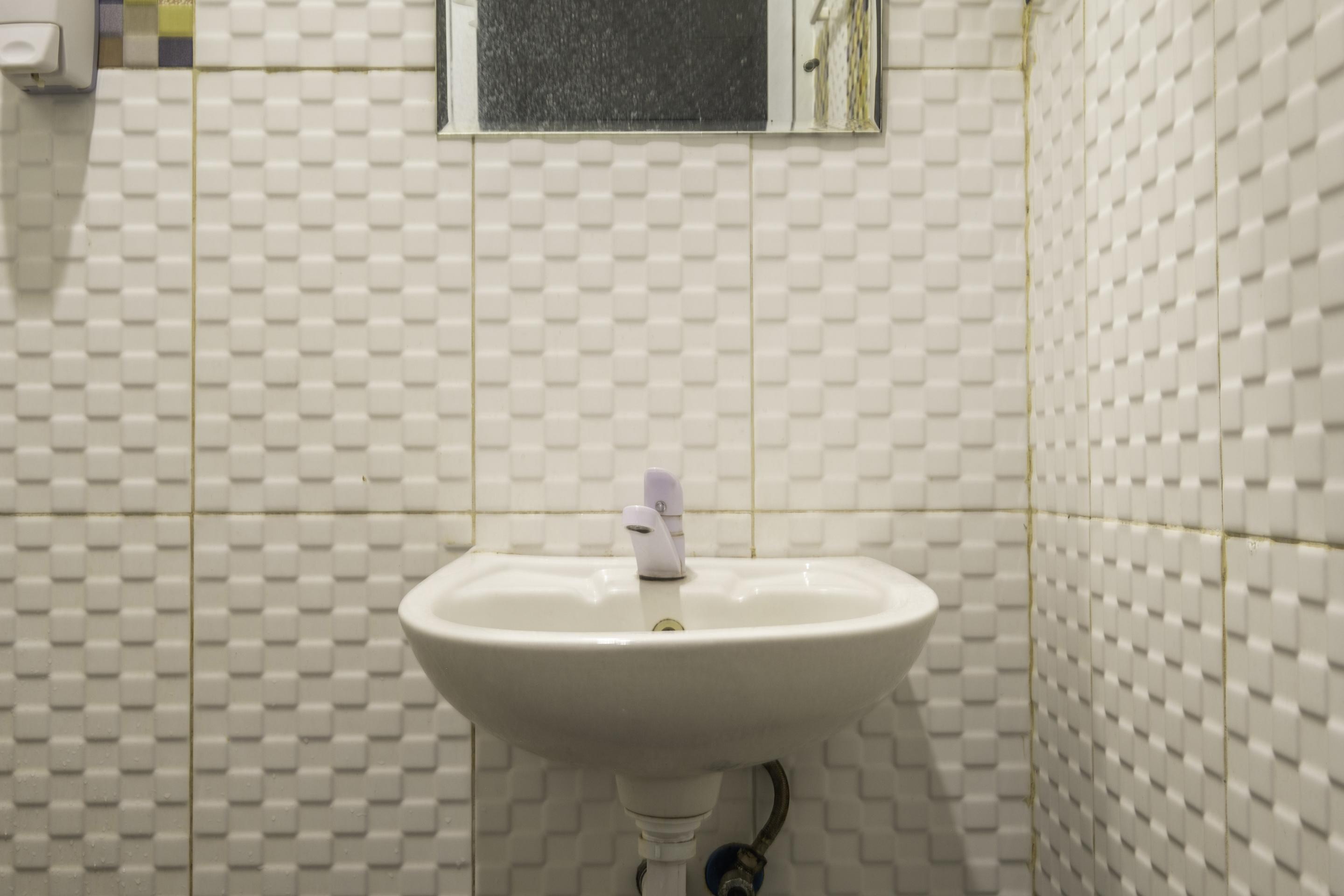Oyo 2947 Cluster Harris Home Stay & Kos Cimindi Zewnętrze zdjęcie